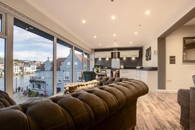 Number 3 Pier Road Apartment Whitby Exterior photo